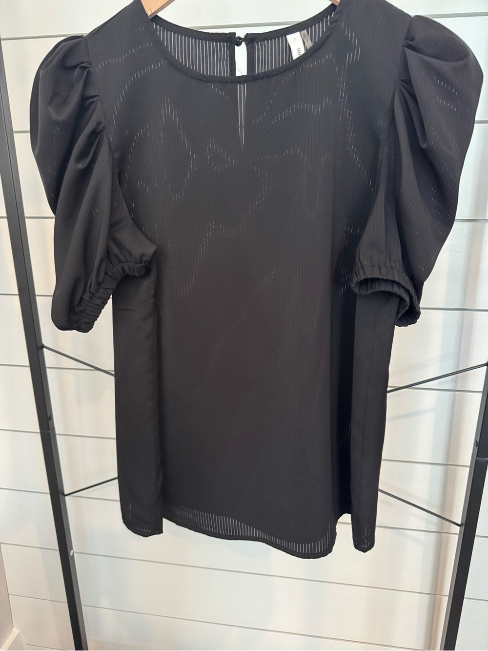 glam NWOT Black Puff Sleeve Blouse